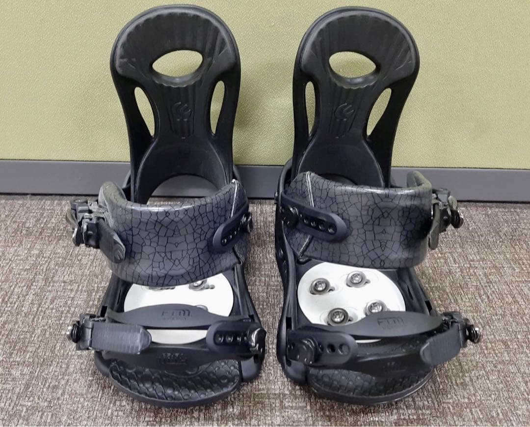 フラックス　ビンディング　DS 30　Sサイズ　flux　スノーボード