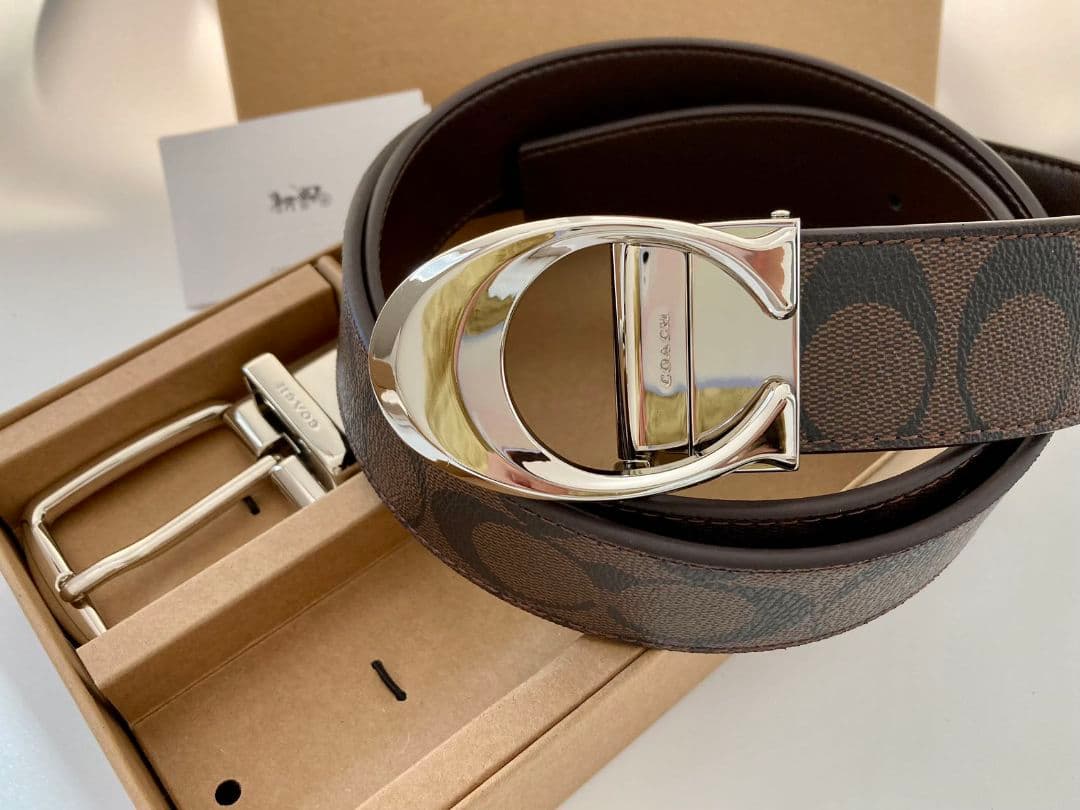 限定SALE♪コーチ　新品　リバーシブル　シグネチャー　バックル2点　　ビジネス