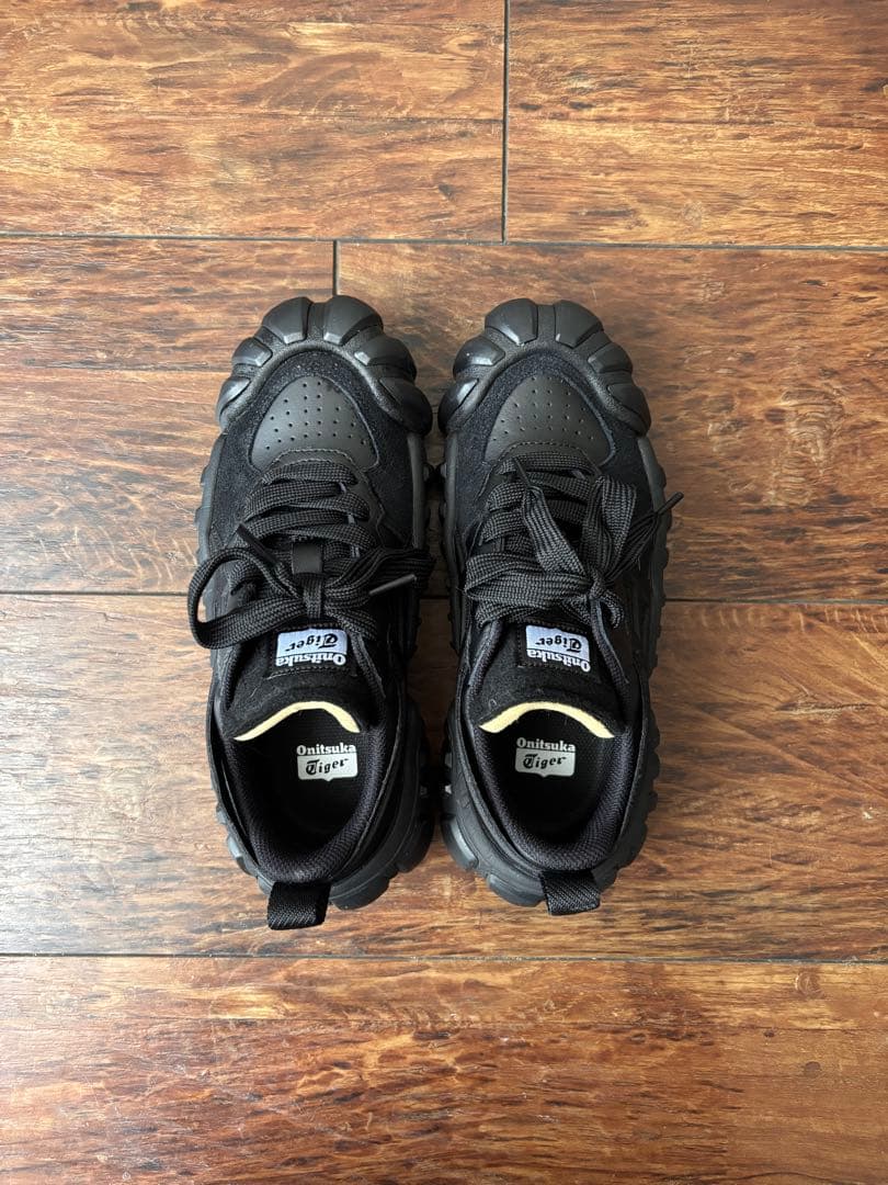 23.5㎝ オニツカタイガー デンティグレ エルエスOnitsuka ほぼ未使用