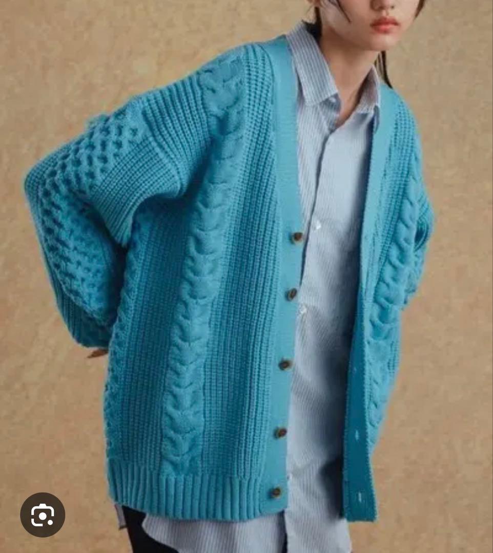 silent川口春奈さん着用　アダムエロペ ケーブルカーディガン