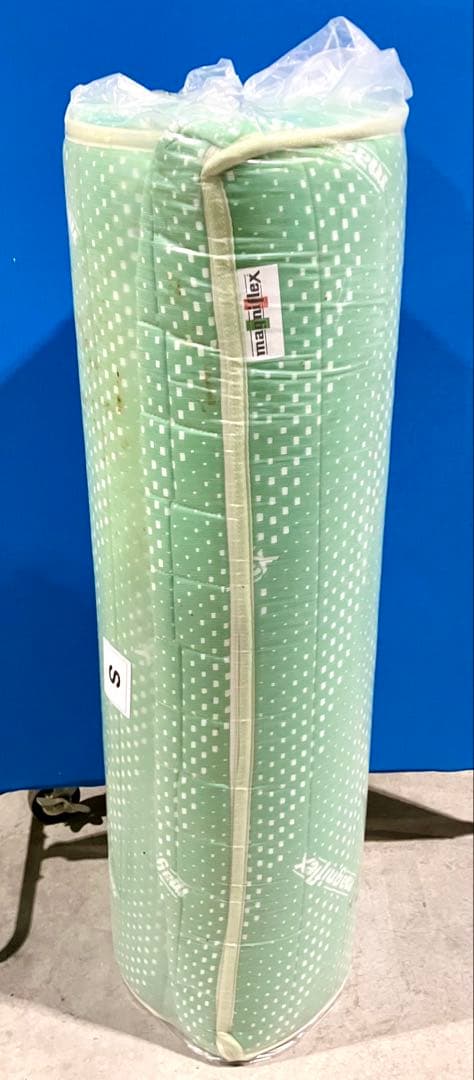 マニフレックス magniflex 緑色ドット柄ノンスプリングマットレス